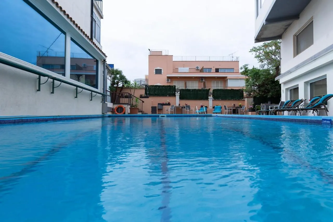 ***  Hotel Checkin Trave Figueres  Spanien