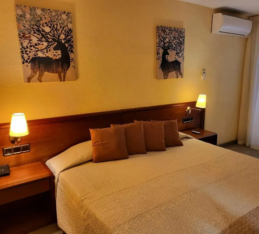 Checkin Trave Hotell Figueres   Figueres (Girona)